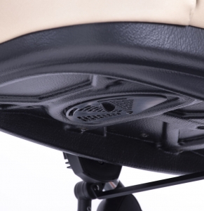 Ventilation in the bottom of the carrycot